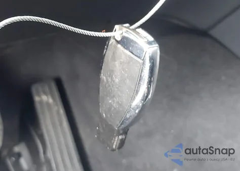 2016 Mercedes-Benz Glc 300 4Matic z USA, uszkodzony, nr VIN WDC0G4KB5GF082598